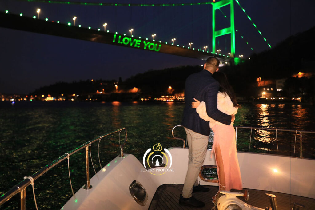 marriage proposal yacht in Istanbul with sunset view